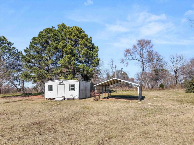 237 COUNTY ROAD 2937, Hughes Springs, TX 75656