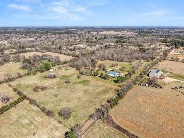 237 COUNTY ROAD 2937, Hughes Springs, TX 75656