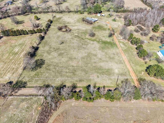 237 COUNTY ROAD 2937, Hughes Springs, TX 75656