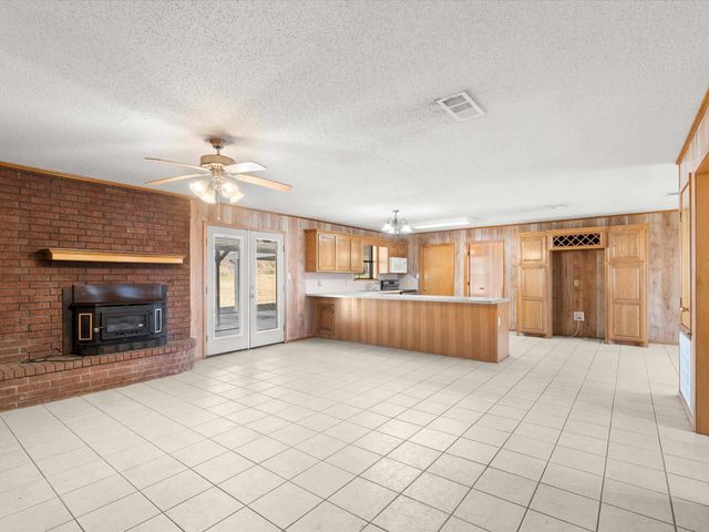 237 COUNTY ROAD 2937, Hughes Springs, TX 75656