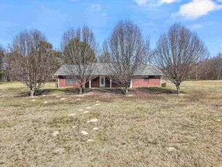 237 COUNTY ROAD 2937, Hughes Springs, TX 75656