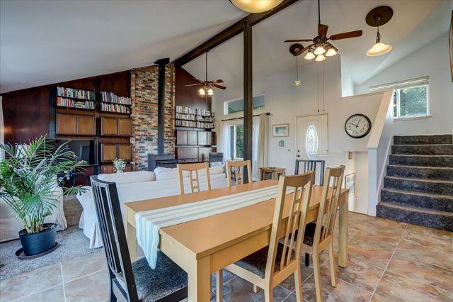 11594 Madrone Ct, Auburn, CA 95602