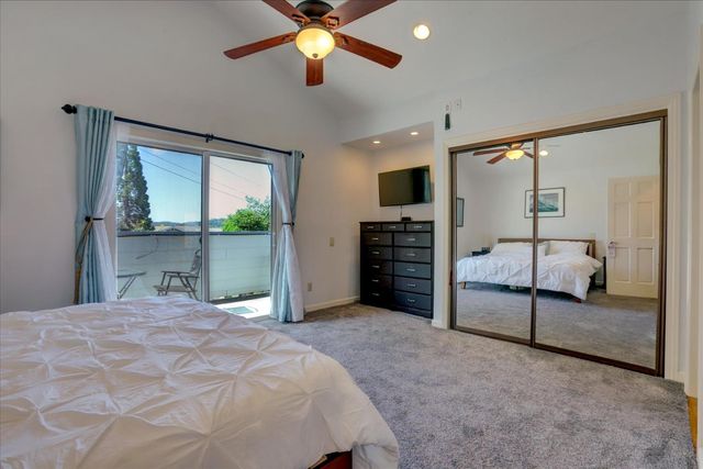 11594 Madrone Ct, Auburn, CA 95602