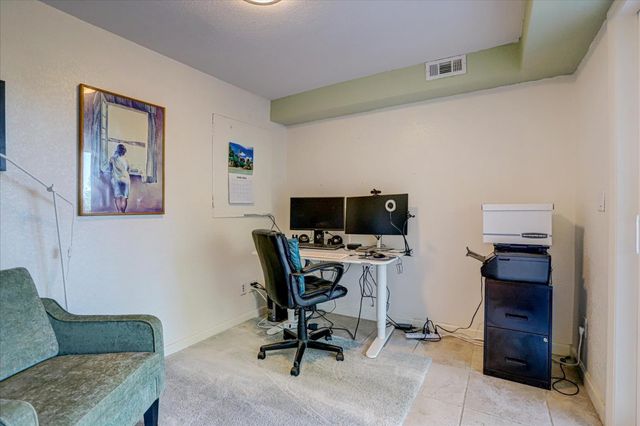 11594 Madrone Ct, Auburn, CA 95602