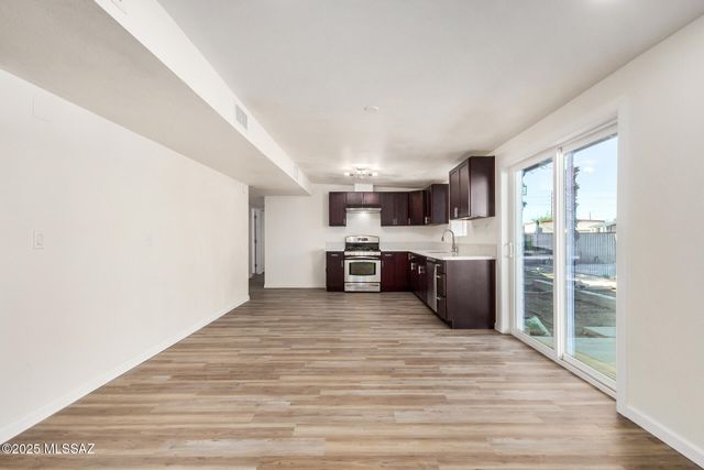 1356 W Calle Del Ensayador, Sahuarita, AZ 85629