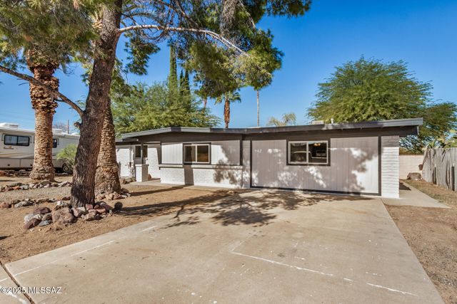 1356 W Calle Del Ensayador, Sahuarita, AZ 85629