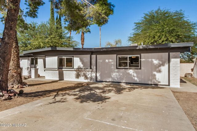 1356 W Calle Del Ensayador, Sahuarita, AZ 85629