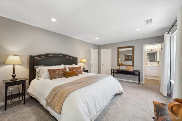 4880 Warm Springs Rd, Glen Ellen, CA 95442