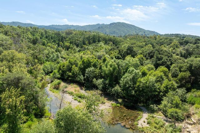 4880 Warm Springs Rd, Glen Ellen, CA 95442