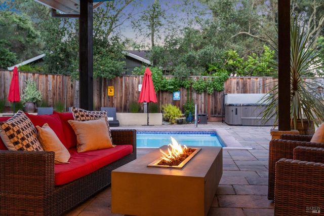 4880 Warm Springs Rd, Glen Ellen, CA 95442