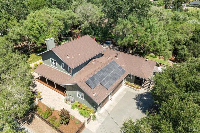 4880 Warm Springs Rd, Glen Ellen, CA 95442