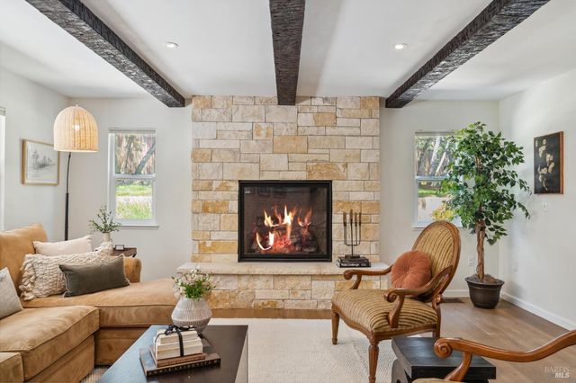 4880 Warm Springs Rd, Glen Ellen, CA 95442