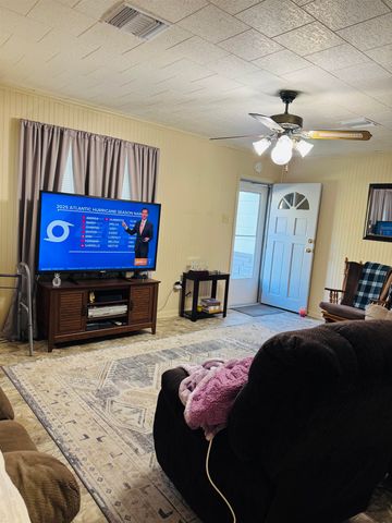 300 Allen St, Houma, LA 70363