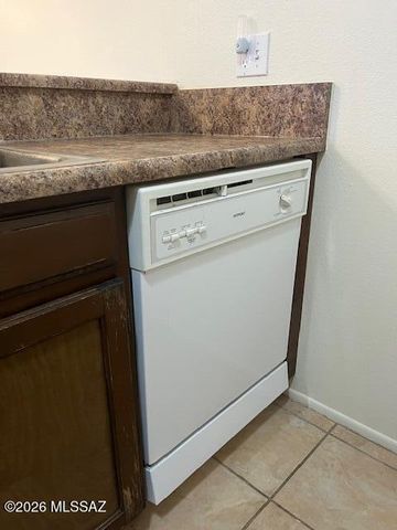 6640 E Calle La Paz, Tucson, AZ 85715