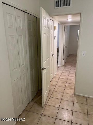 6640 E Calle La Paz, Tucson, AZ 85715