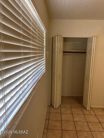 6640 E Calle La Paz, Tucson, AZ 85715