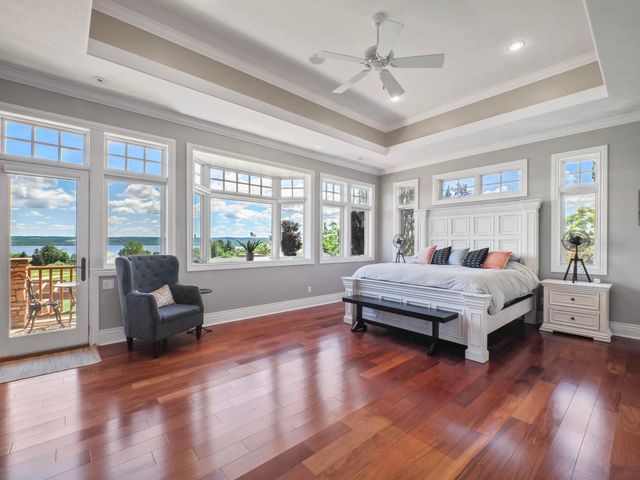 11825 Russell Ridge Drive, Williamsburg, MI 49690