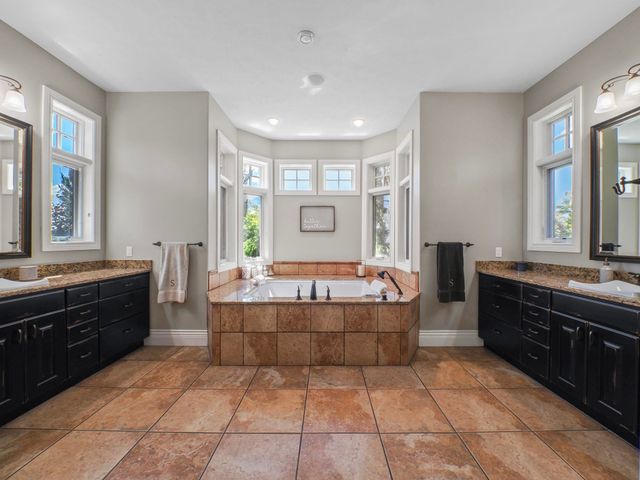 11825 Russell Ridge Drive, Williamsburg, MI 49690