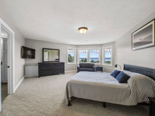 11825 Russell Ridge Drive, Williamsburg, MI 49690