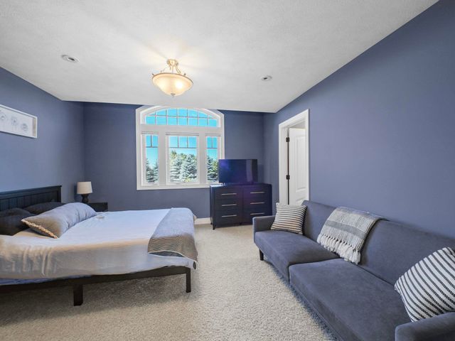 11825 Russell Ridge Drive, Williamsburg, MI 49690