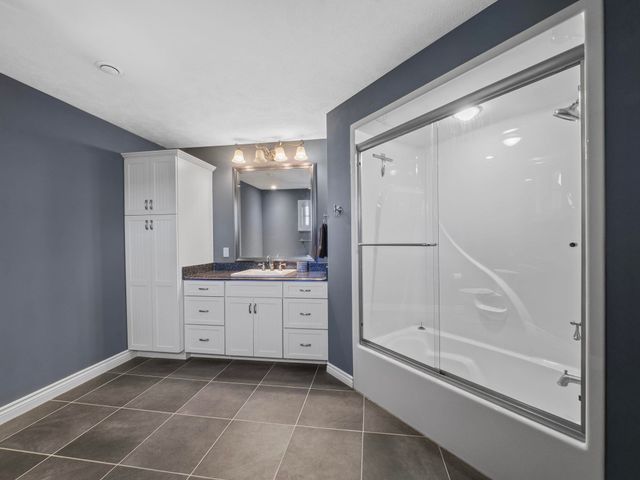 11825 Russell Ridge Drive, Williamsburg, MI 49690