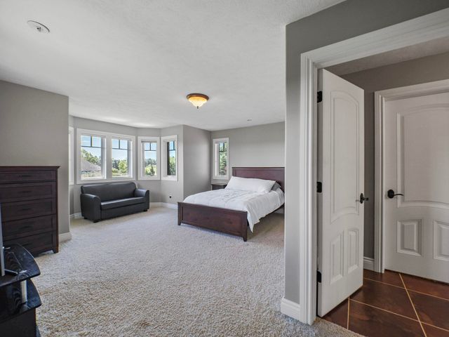 11825 Russell Ridge Drive, Williamsburg, MI 49690