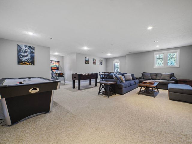 11825 Russell Ridge Drive, Williamsburg, MI 49690