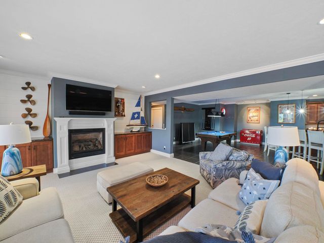 11825 Russell Ridge Drive, Williamsburg, MI 49690