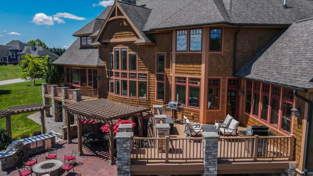 11825 Russell Ridge Drive, Williamsburg, MI 49690