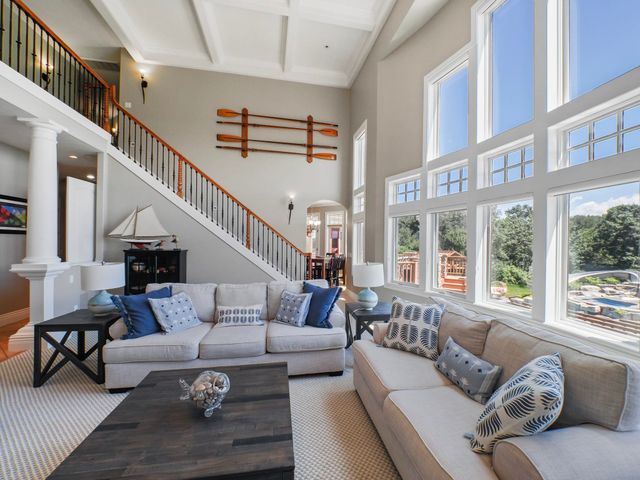 11825 Russell Ridge Drive, Williamsburg, MI 49690