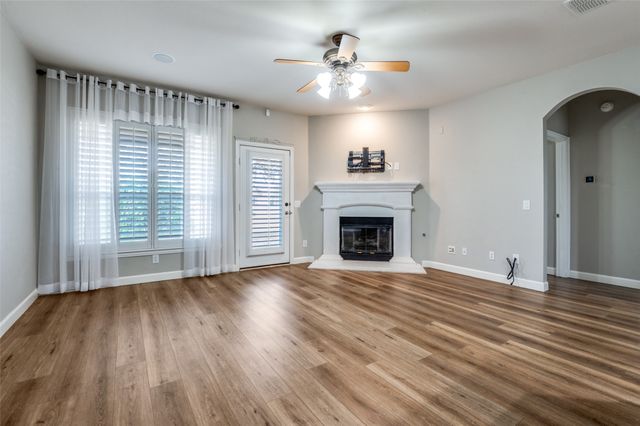 359 Wrangler Drive, Fairview, TX 75069