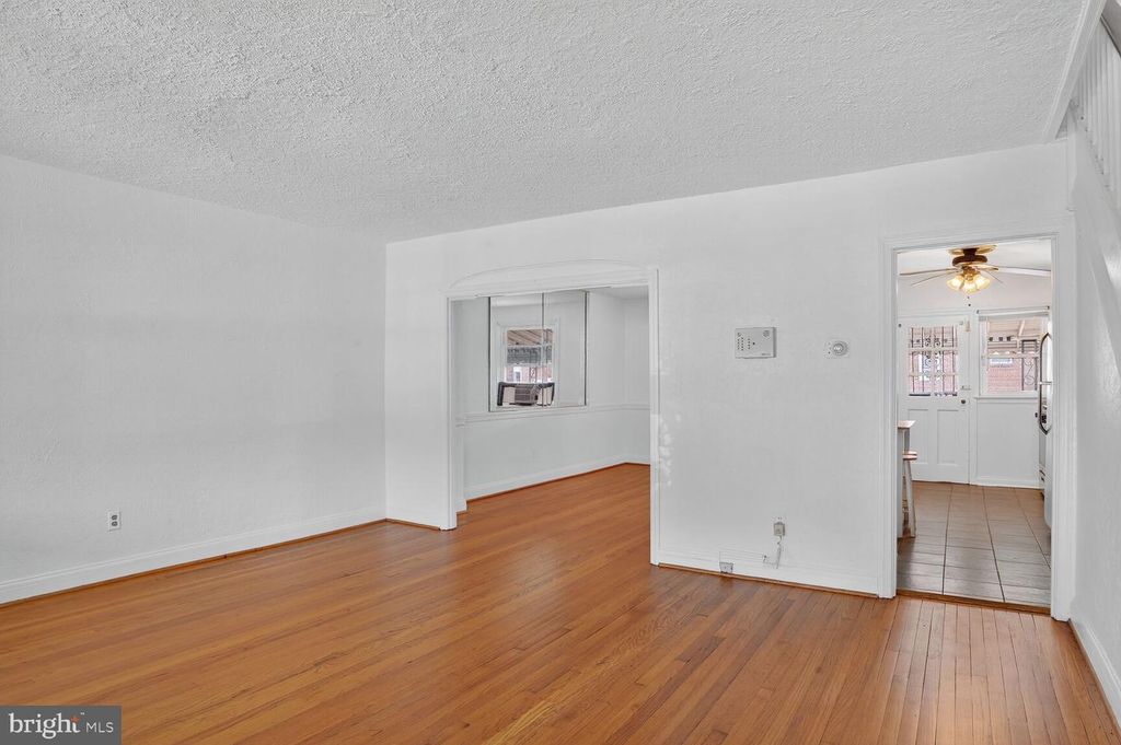 3823 CRESTLYN RD, Baltimore, MD 21218
