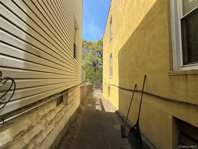 82-72 88th Place, Glendale, NY 11385