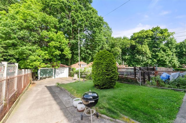 82-72 88th Place, Glendale, NY 11385