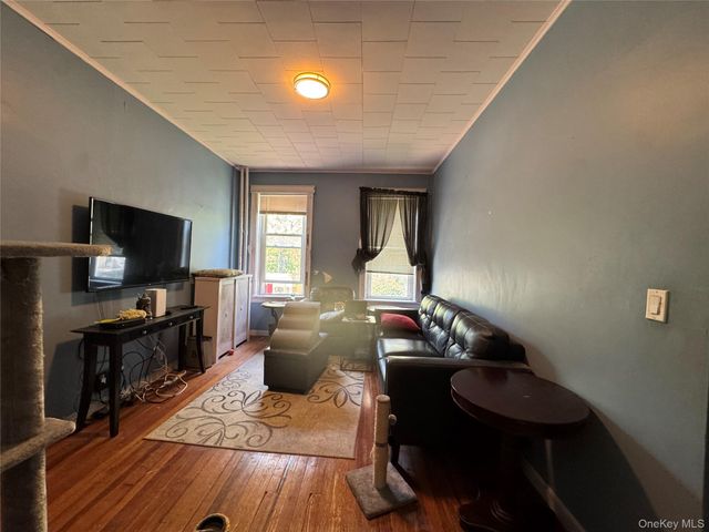 82-72 88th Place, Glendale, NY 11385