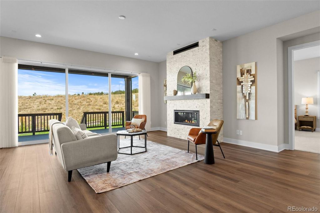 Image 14 of property listing at 140 Leafy Aster Lane, Castle Rock, CO 80104
