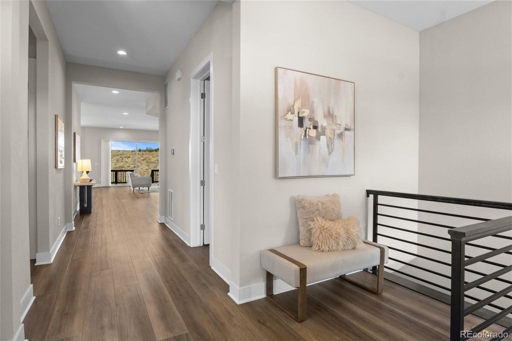 Image 3 of property listing at 140 Leafy Aster Lane, Castle Rock, CO 80104