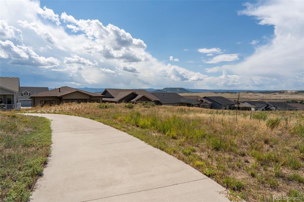 Image 40 of property listing at 140 Leafy Aster Lane, Castle Rock, CO 80104