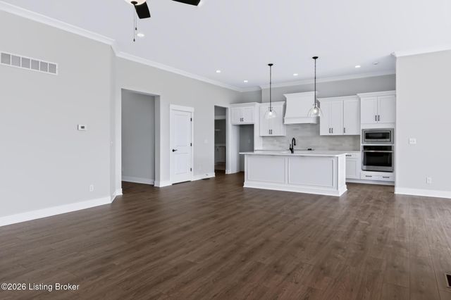 6723 Sycamore Bend Trace, Louisville, KY 40291