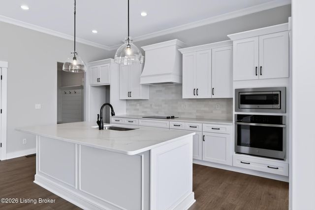 6723 Sycamore Bend Trace, Louisville, KY 40291