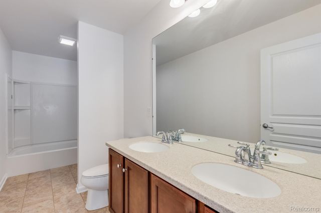 44843 STOCKTON Drive, Novi, MI 48377