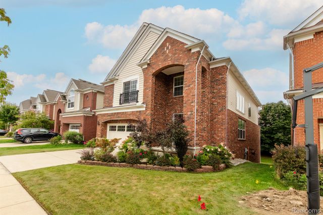 44843 STOCKTON Drive, Novi, MI 48377