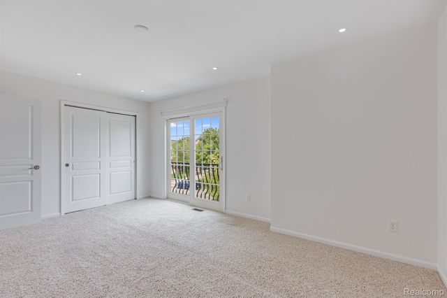 44843 STOCKTON Drive, Novi, MI 48377