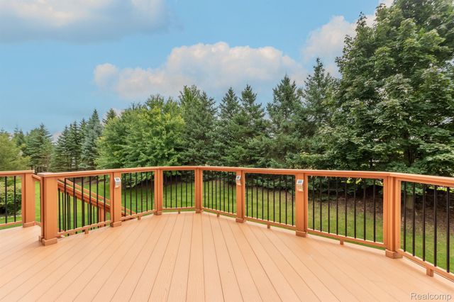 44843 STOCKTON Drive, Novi, MI 48377
