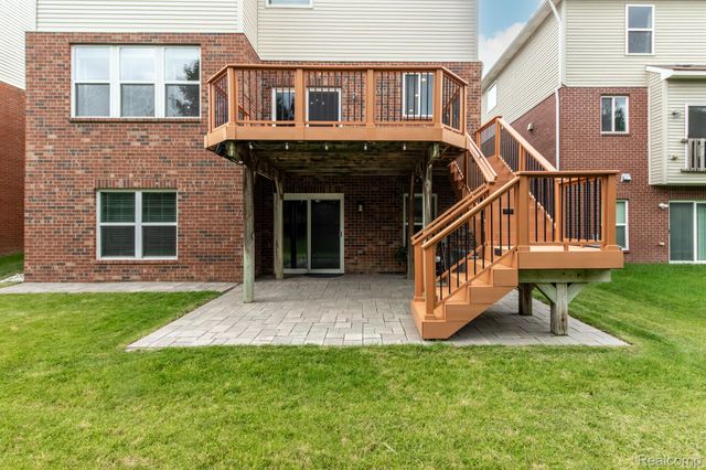 44843 STOCKTON Drive, Novi, MI 48377
