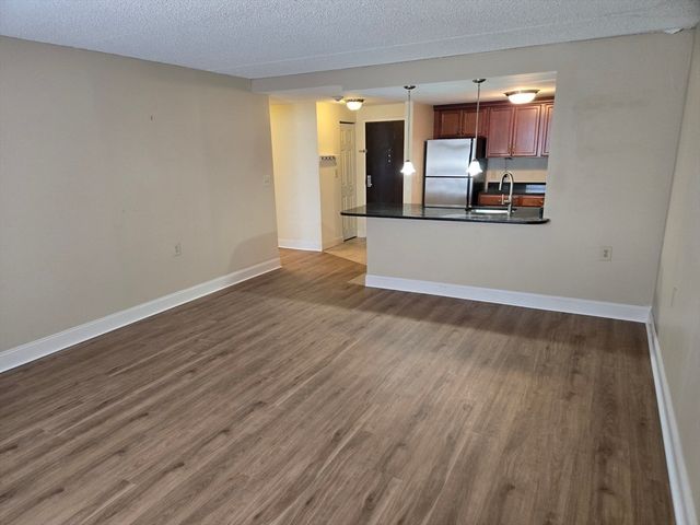 20-30 Daniels St 607, Malden, MA 02148