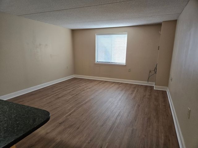 20-30 Daniels St 607, Malden, MA 02148