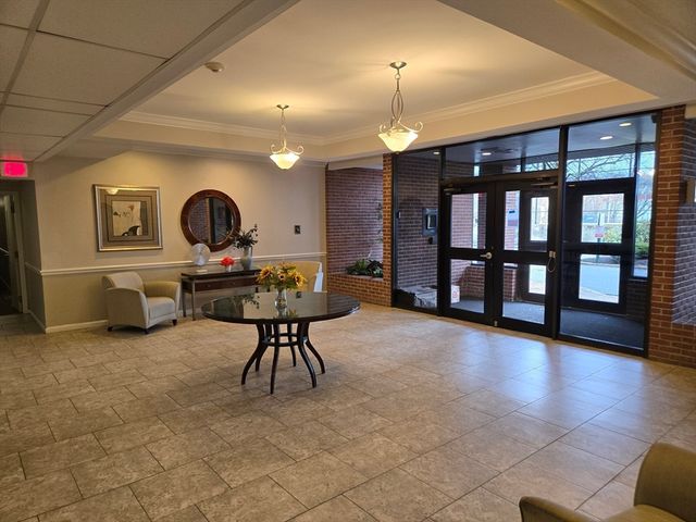 20-30 Daniels St 607, Malden, MA 02148