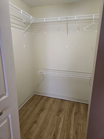 20-30 Daniels St 607, Malden, MA 02148