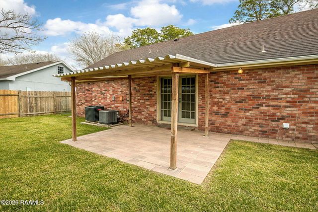 222 Winsor Drive, Lafayette, LA 70507